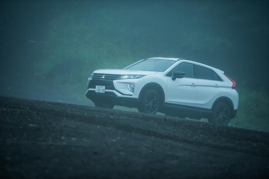  Mitsubishi Eclipse Cross Black Edition 2018 года  (JP) (фото 8 из 31)
